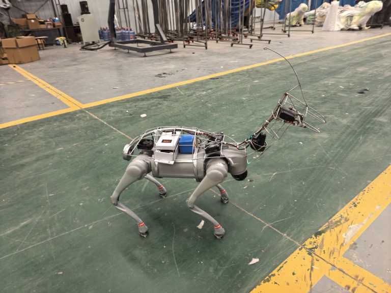 Kammli bekommt Form. Dino Kammli Roboter