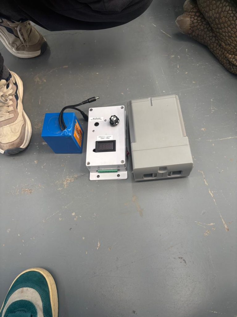 Dino Kammli Roboter Dino Kammli Roboter